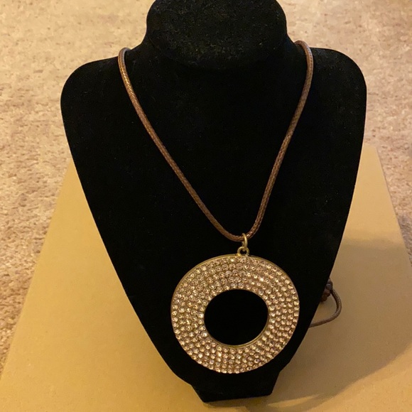 Versona Jewelry - Necklace Round Diamond and Rose Gold Pendant